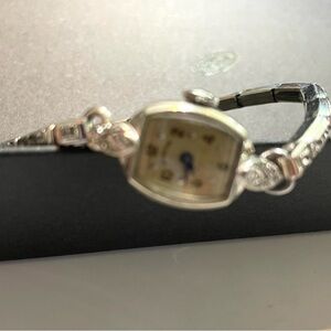 Vintage Hamilton 14-k white gold ladies wrist watch, great condition